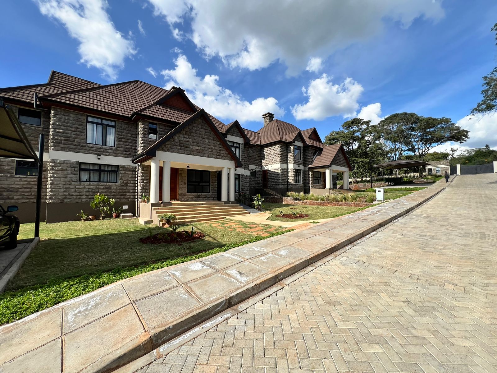 4-bedroom+DSQ