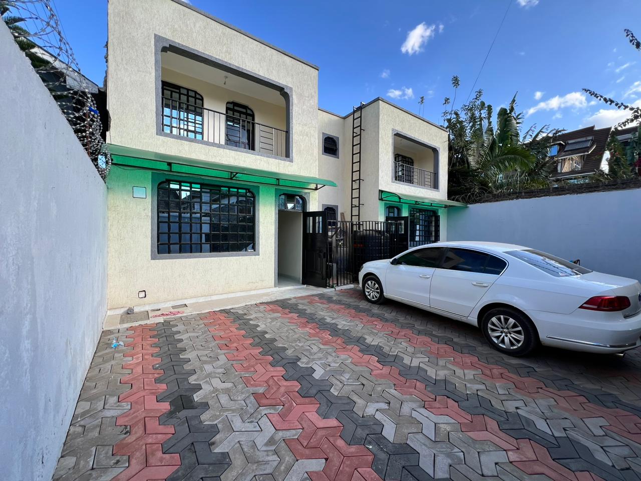 4-Bedroom