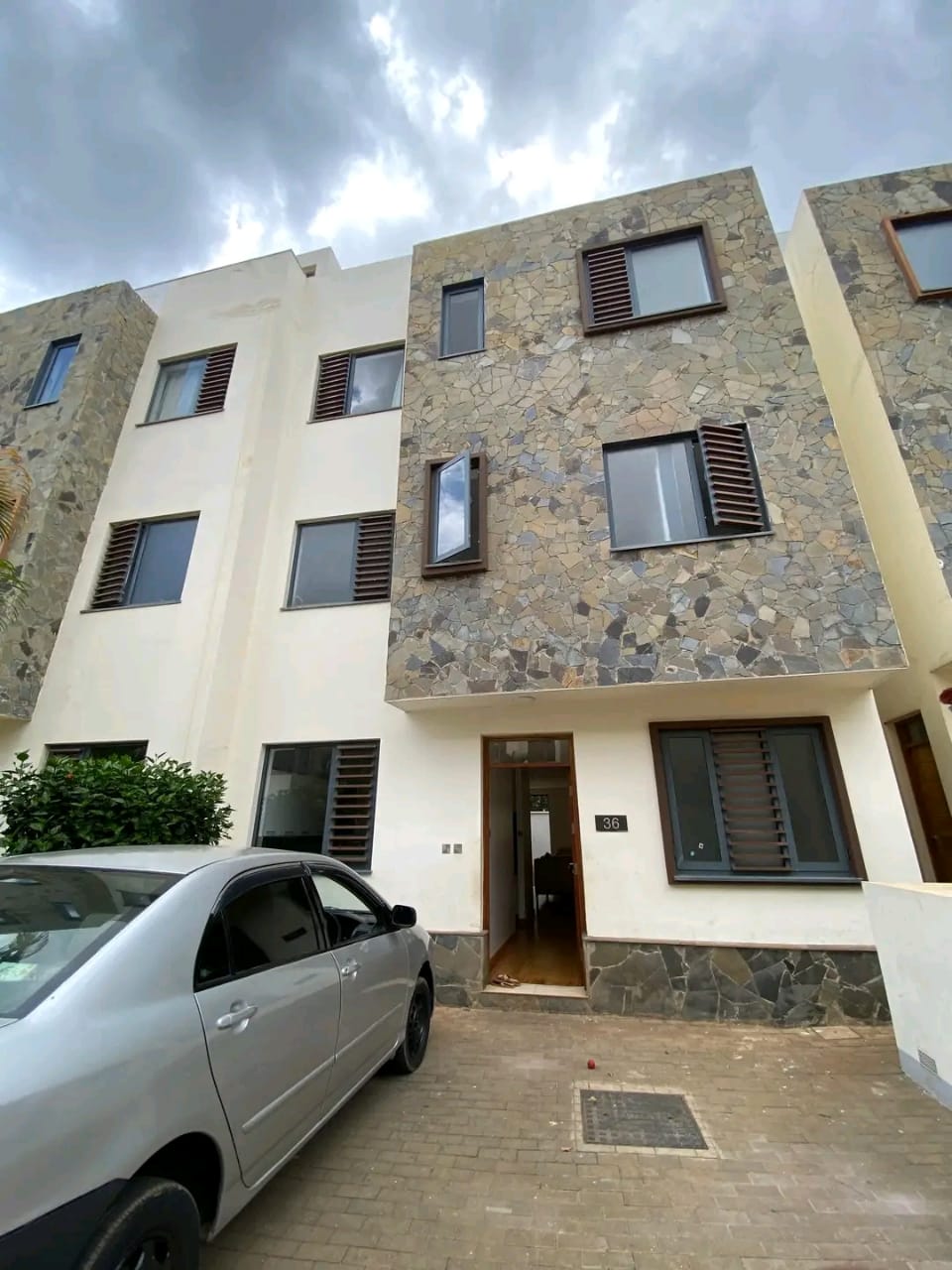 4-Bedroom+DSQ