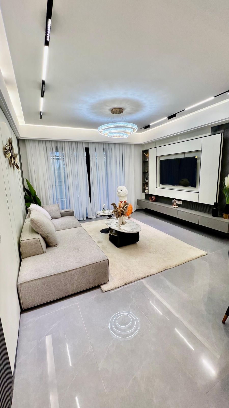 3 Bedroom Apartment