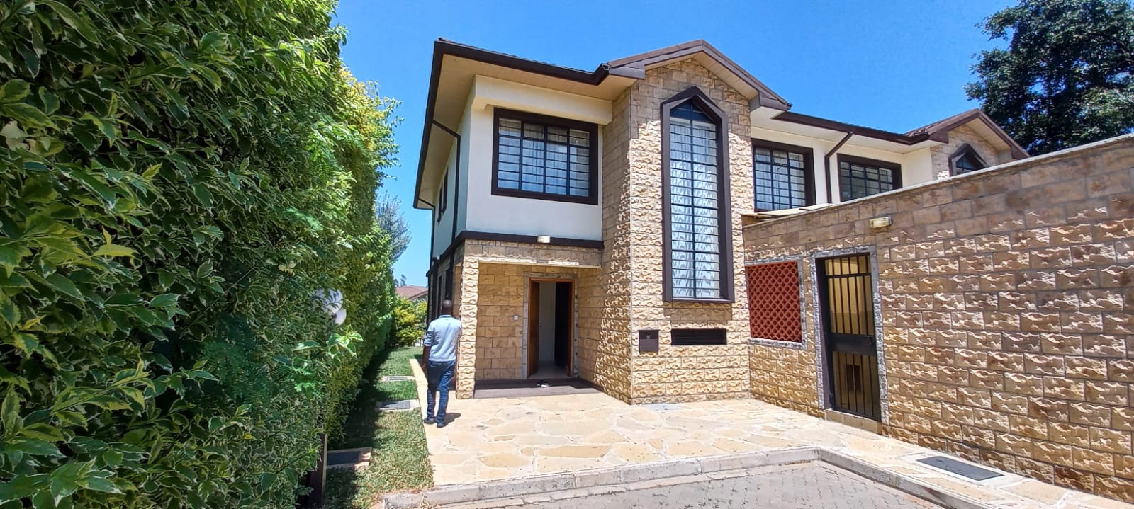 4-Bedroom+DSQ