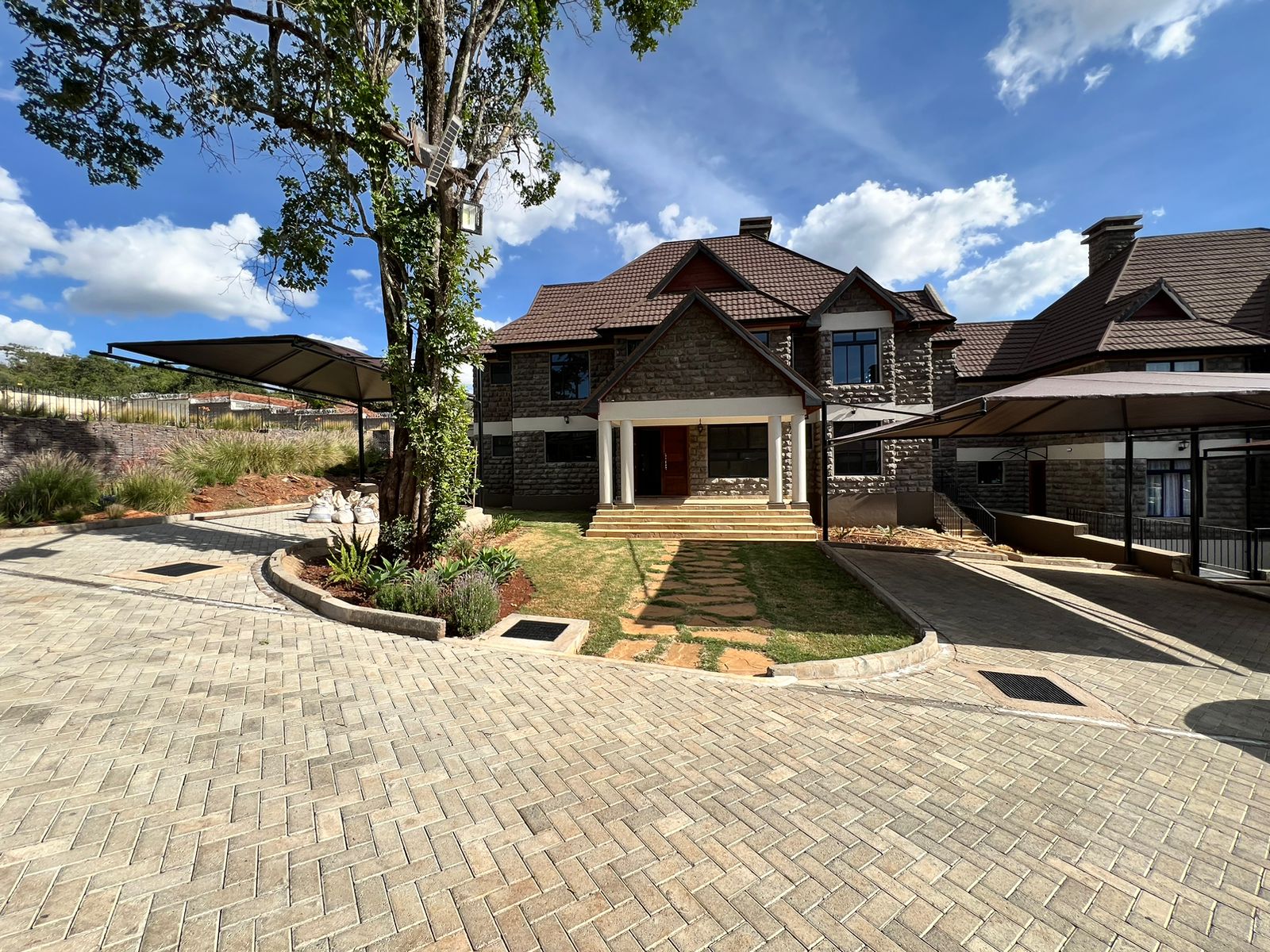 4-Bedroom+DSQ