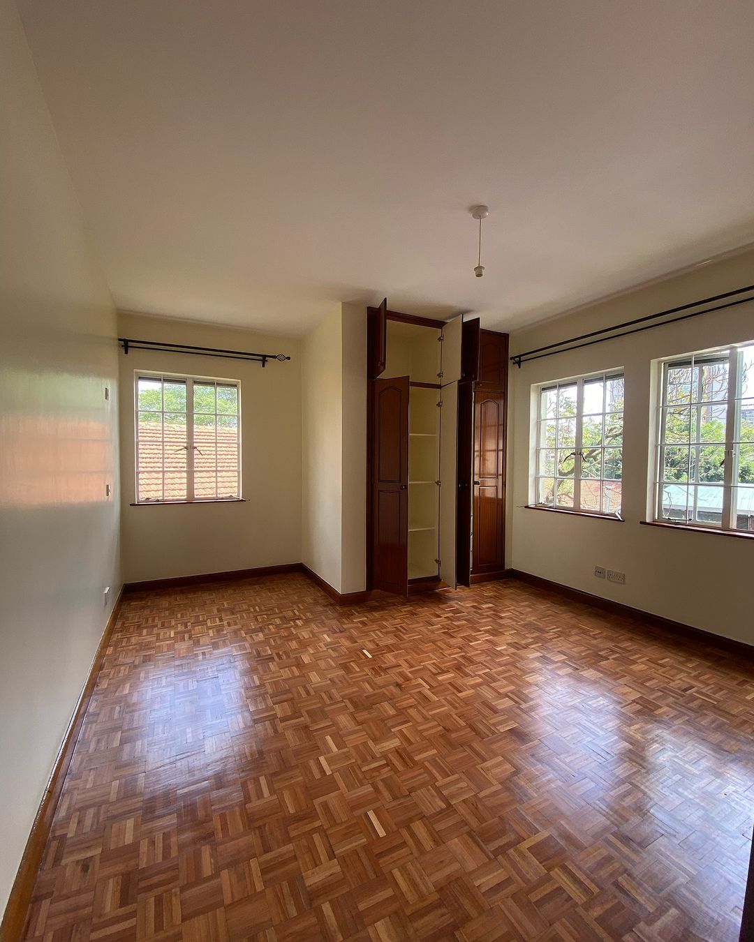 2-Bedroom image 5