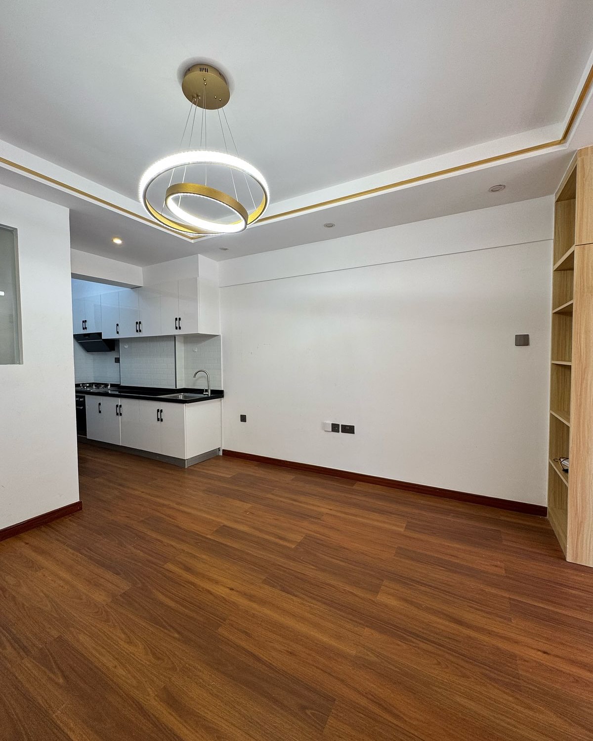 Studio Apartment image 2