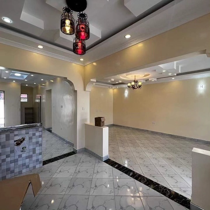 3-Bedroom+DSQ image 6