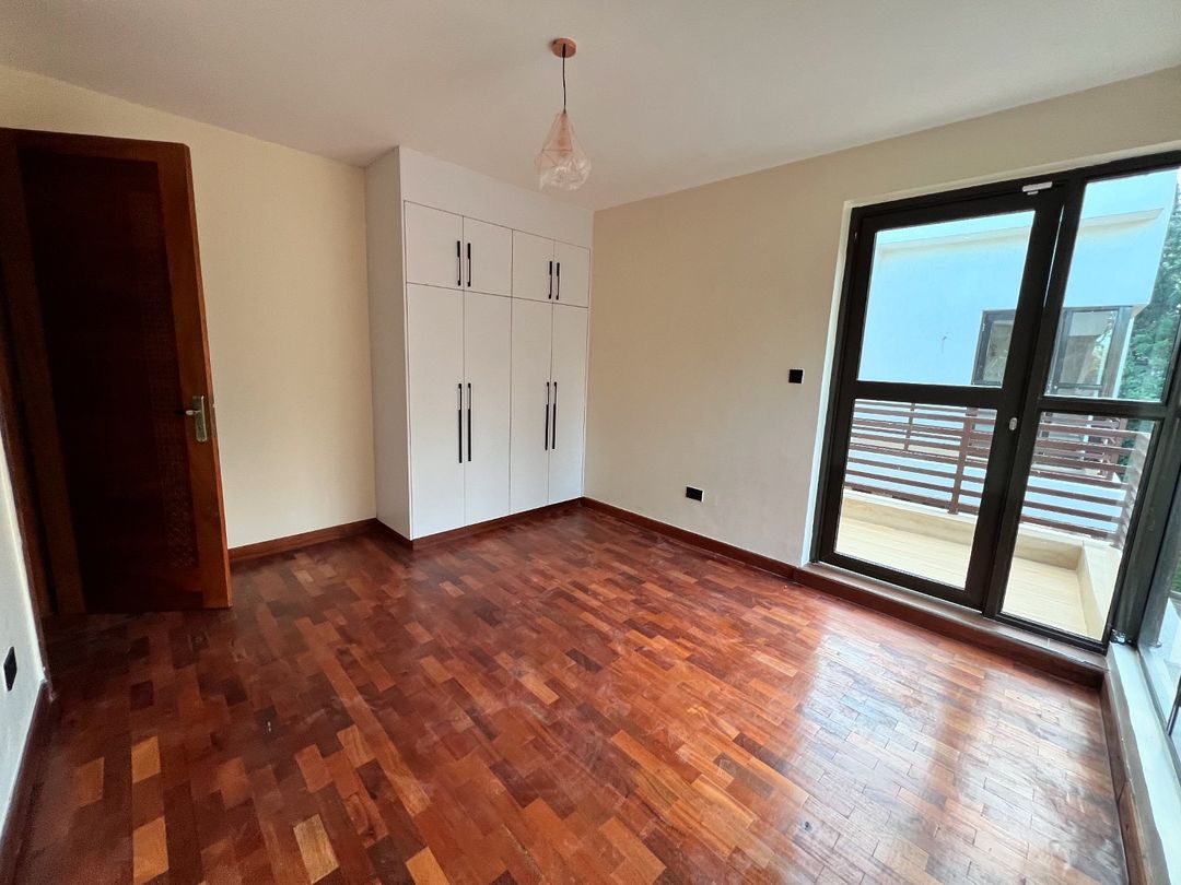4-Bedroom+DSQ image 9