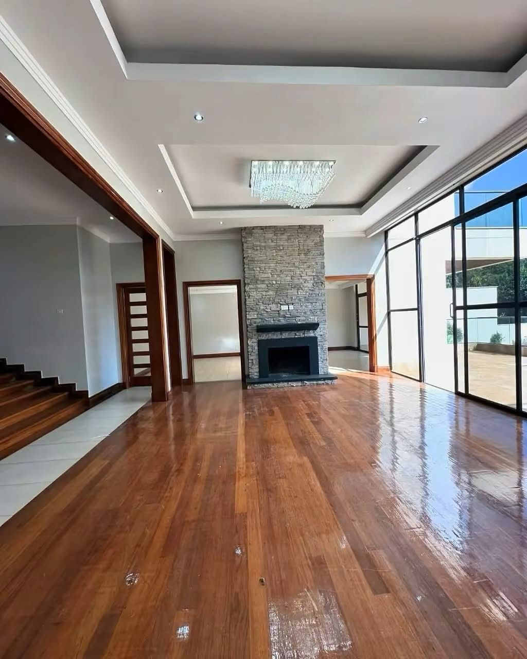 5 Bedroom image 11