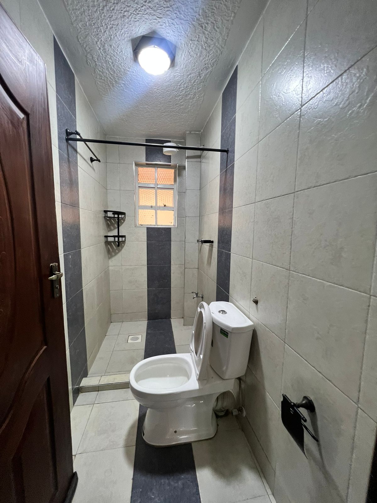 3-Bedroom image 6