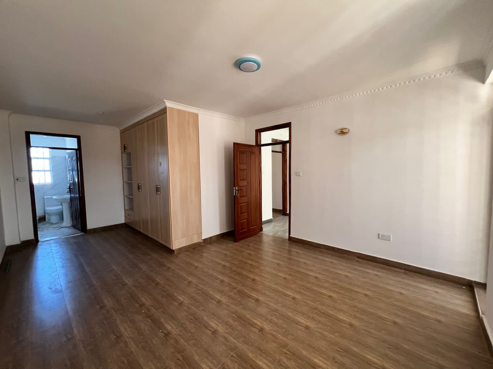 5-Bedroom+DSQ image 2
