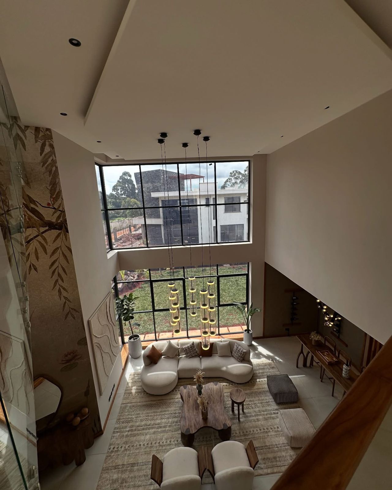 4 Bedroom and Dsq image 21