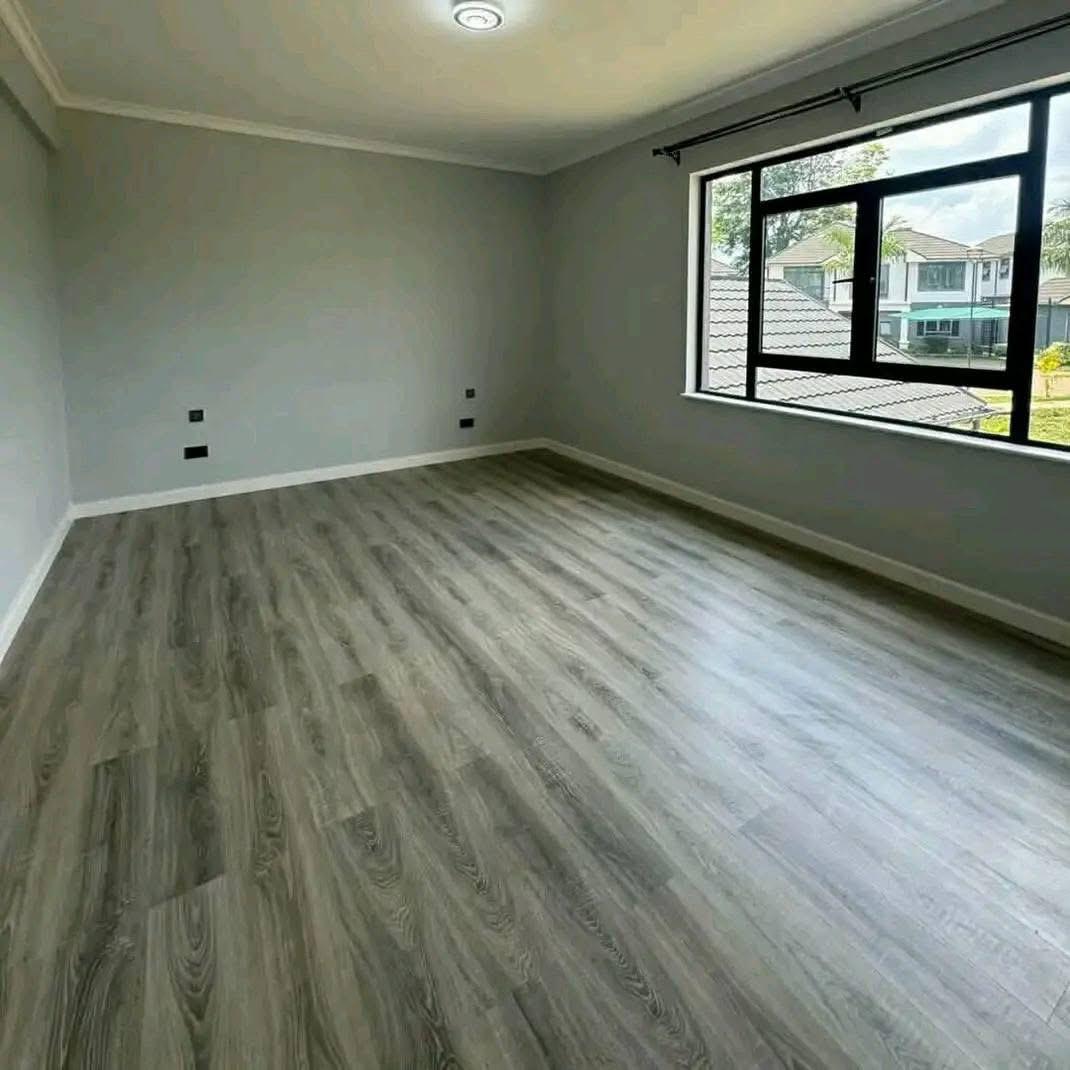 4 Bedroom Villa image 6