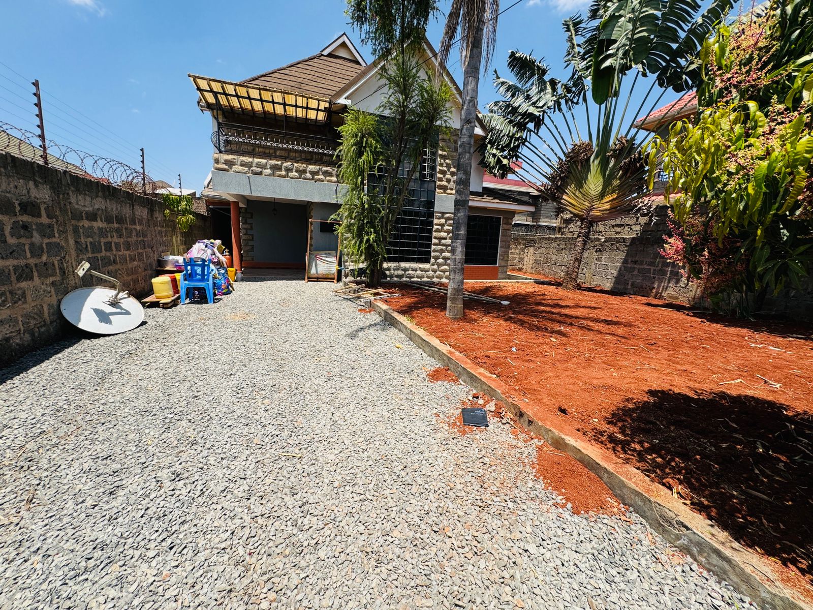 4 Bedroom Villa  For Rent in Membley image 9