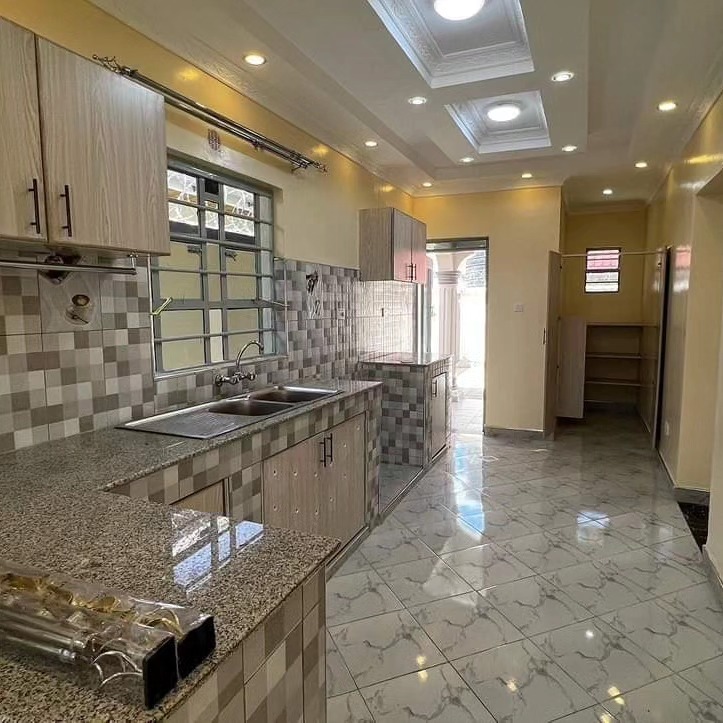 3-Bedroom+DSQ image 8