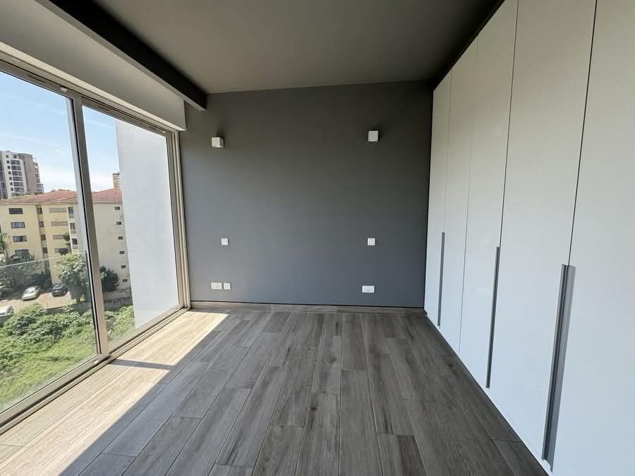 2-Bedroom image 3