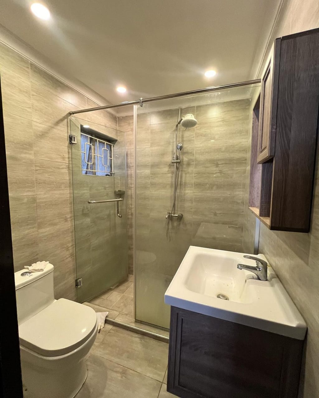 3-Bedroom image 3