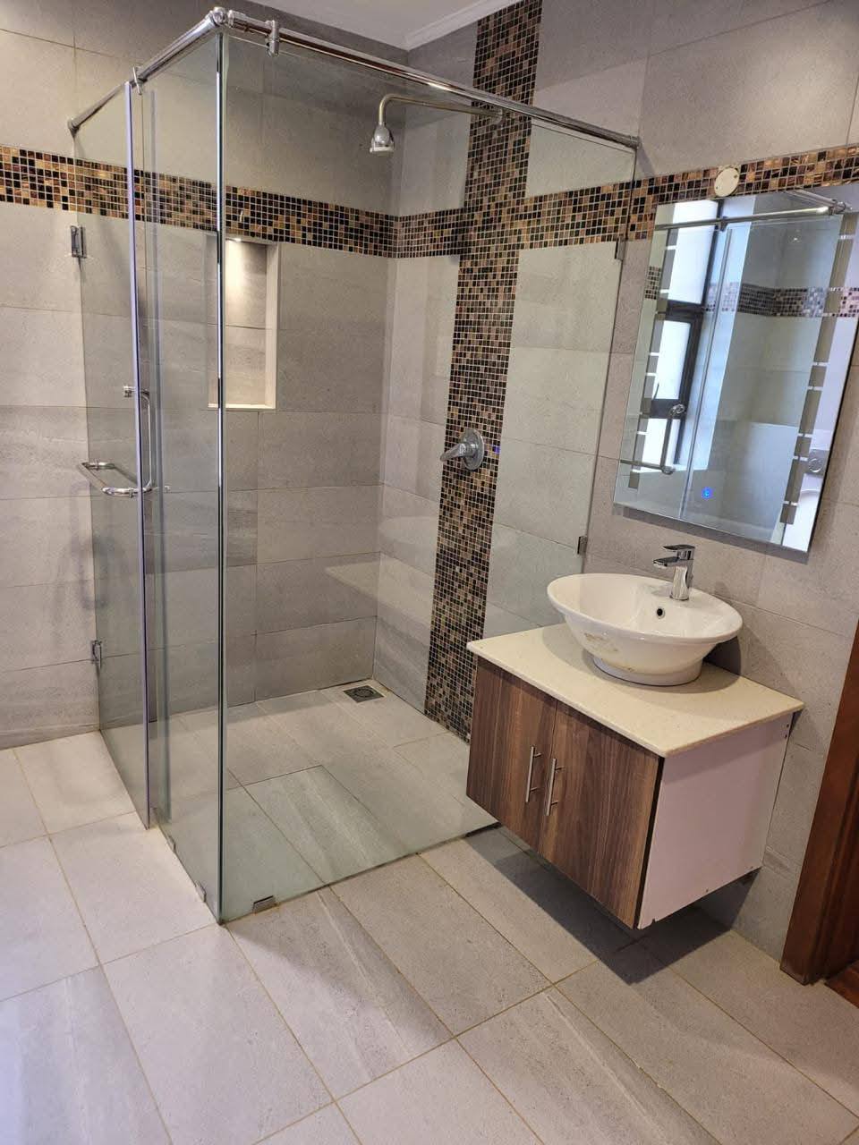5 Bedroom Plus DSQ image 12