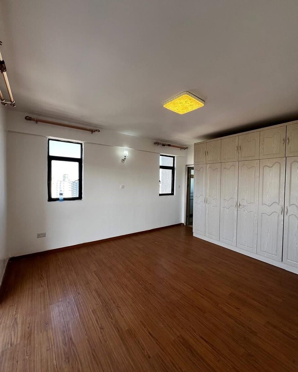 3 Bedroom image 8