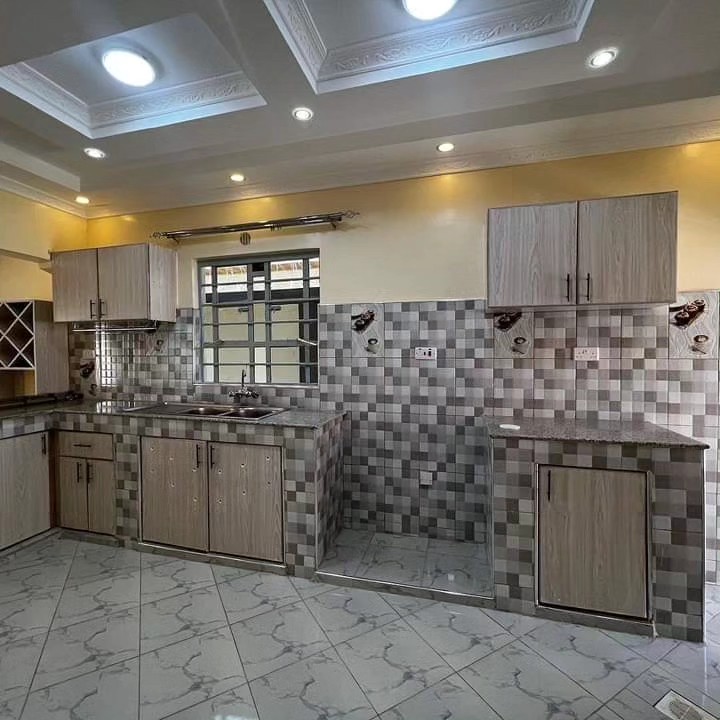 3-Bedroom+DSQ image 4