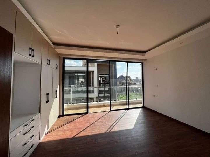 4-Bedroom+DSQ image 4
