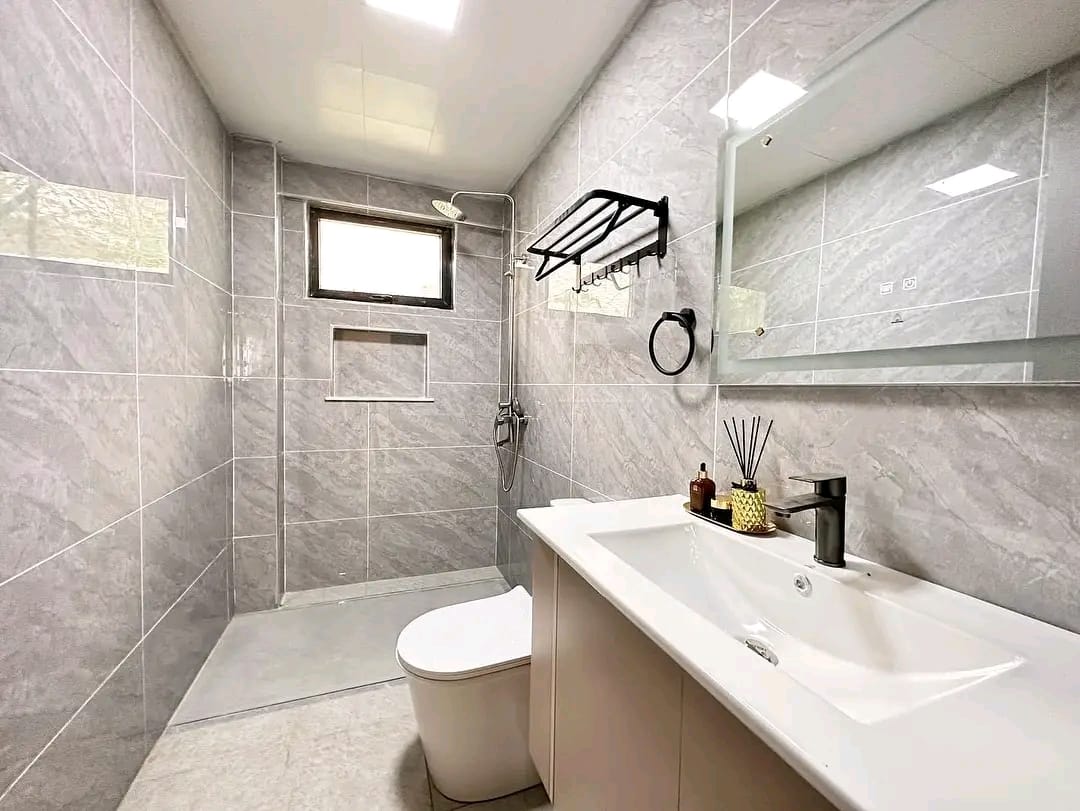 1,2,3,and 4-bedroom penthouse units+DSQ image 5