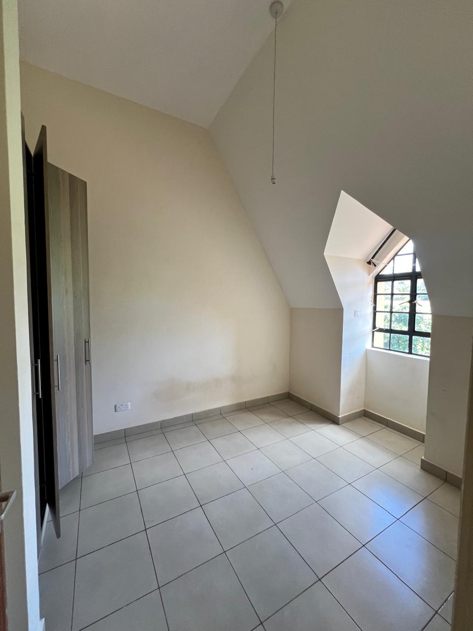 2-bedroom image 10