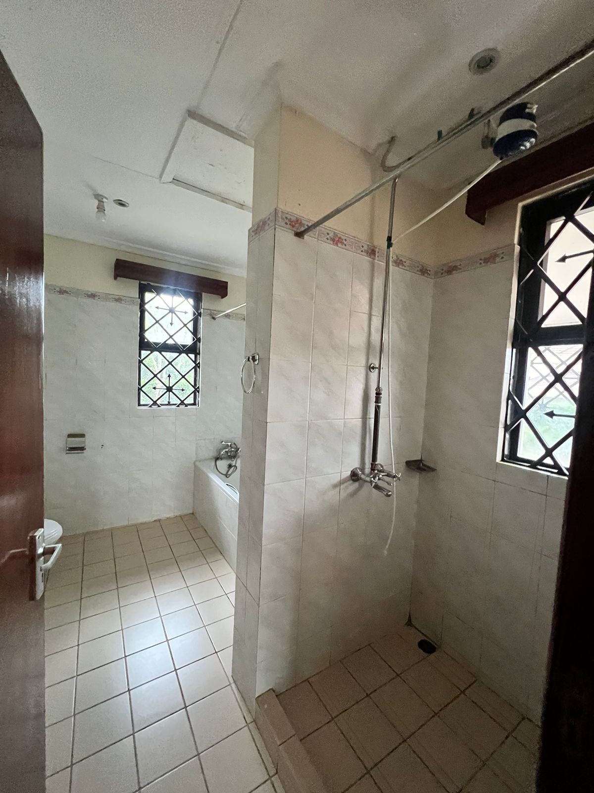 5-Bedroom+2DSQ