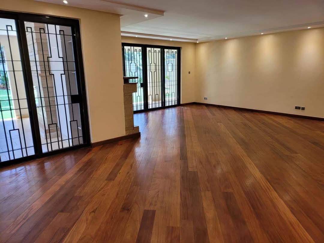 5 Bedroom Plus DSQ image 7