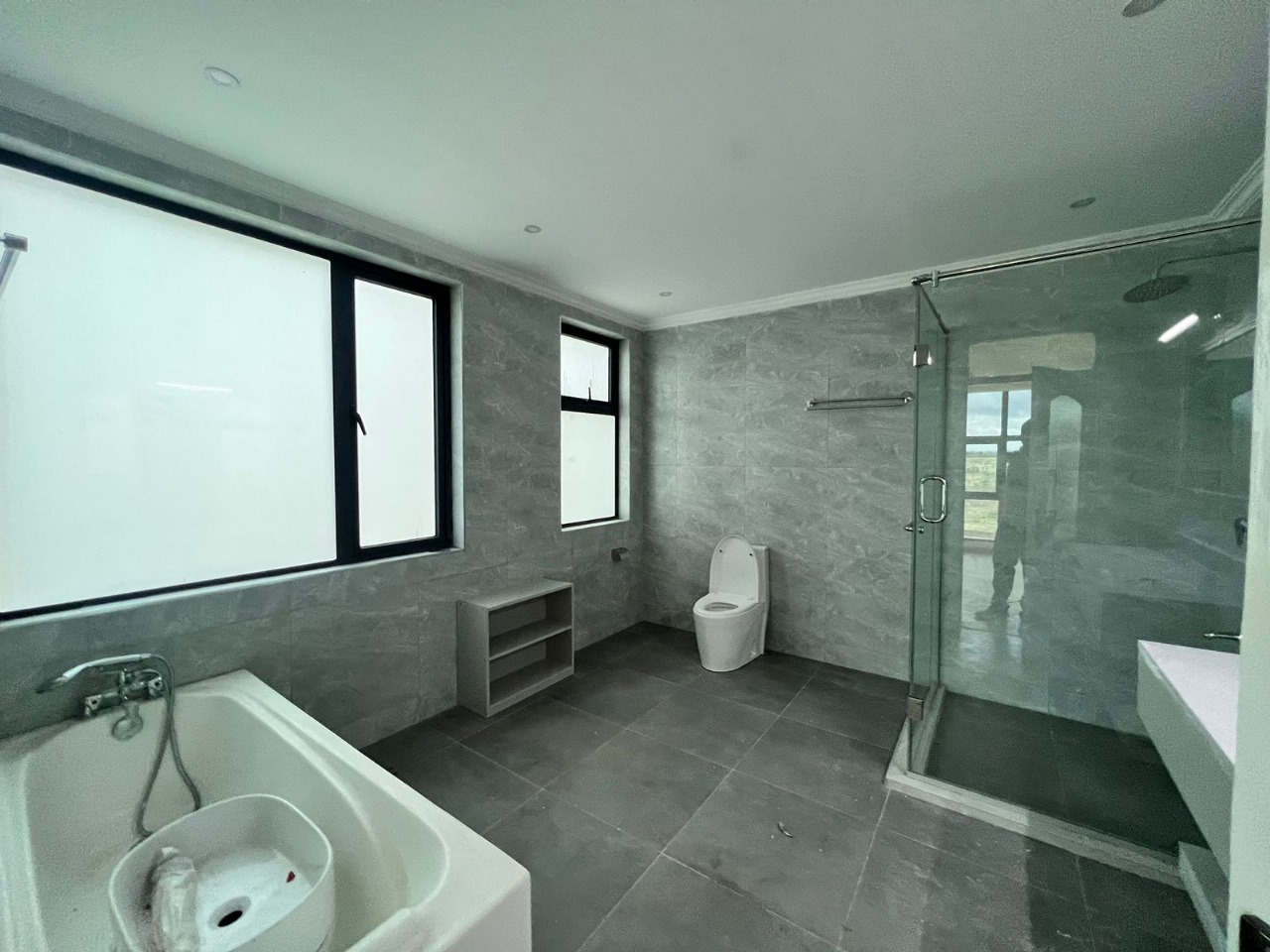 4 Bedroom and DSQ image 2