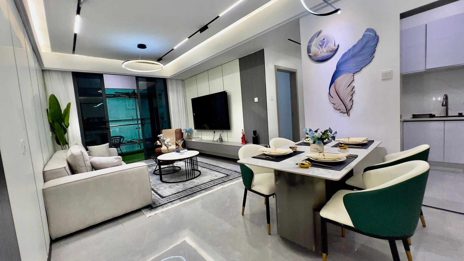 3 Bedroom Apartment image 13