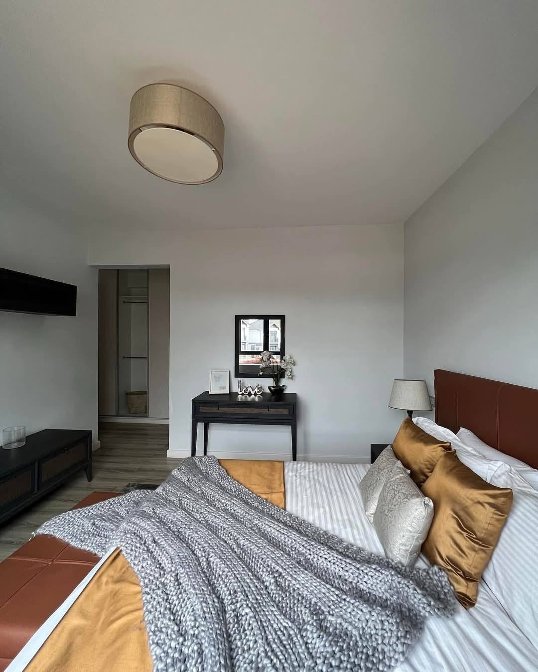 4-Bedroom and DSQ image 2