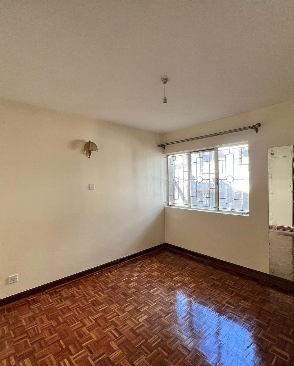 3-Bedroom image 6