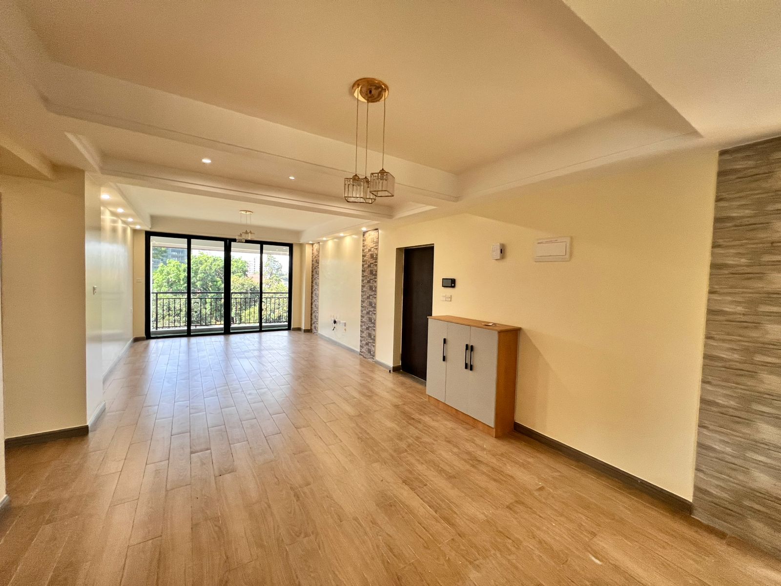 2 Bedroom Apartment image 4