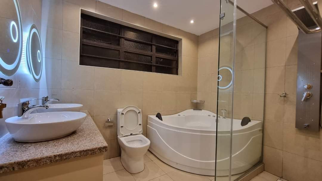 4-Bedroom+DSQ image 7