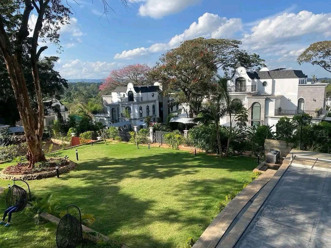 5 Bedroom and DSQ image 2