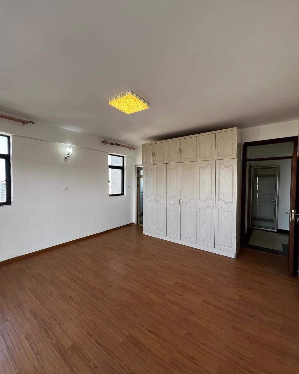 3 Bedroom image 7