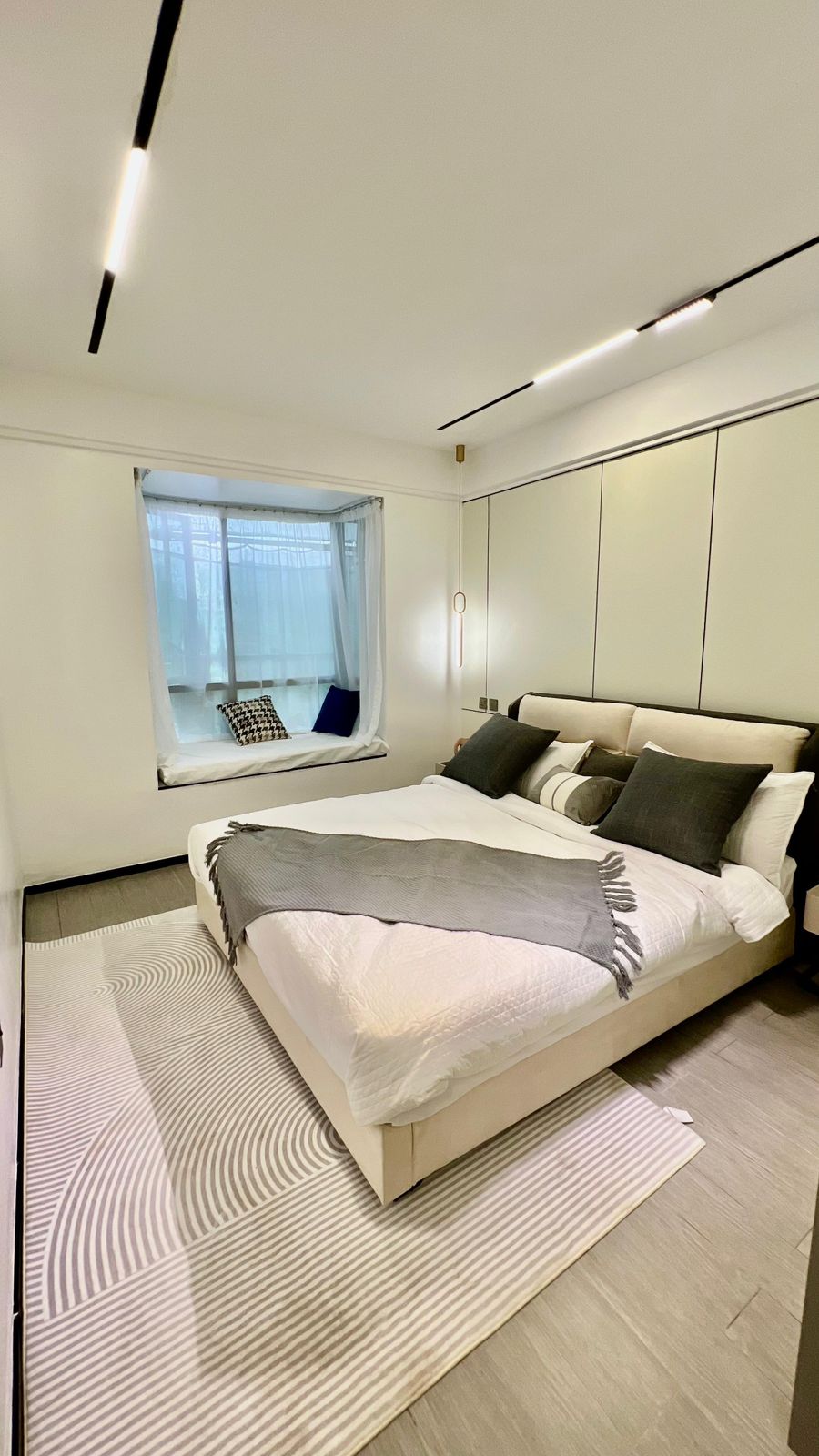 3 Bedroom Apartment image 18