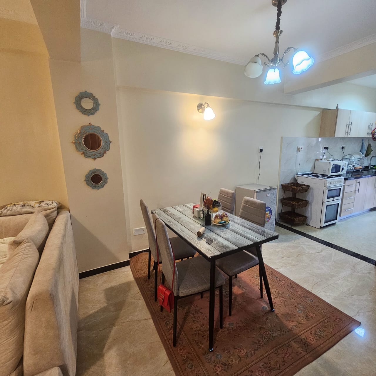 1-Bedroom image 3