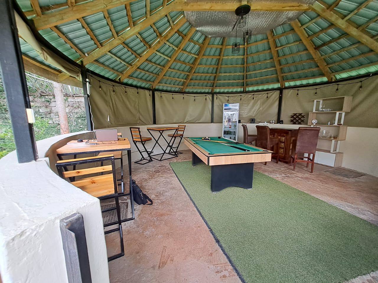 6 Bedroom villa image 10