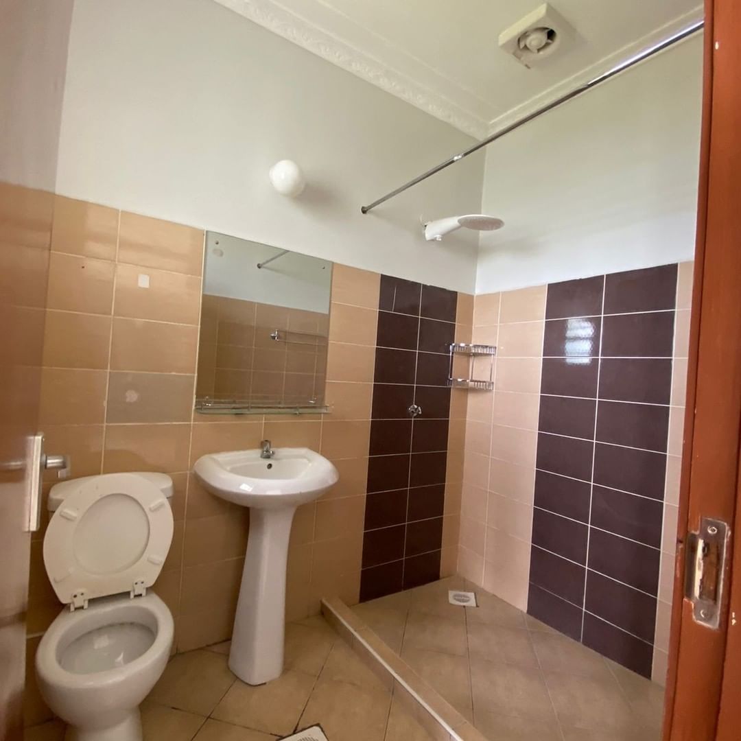 3-Bedroom+DSQ image 4