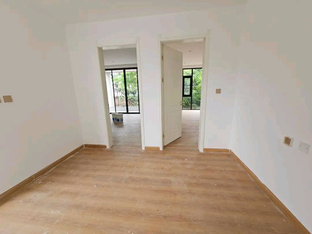 5-Bedroom and DSQ image 2