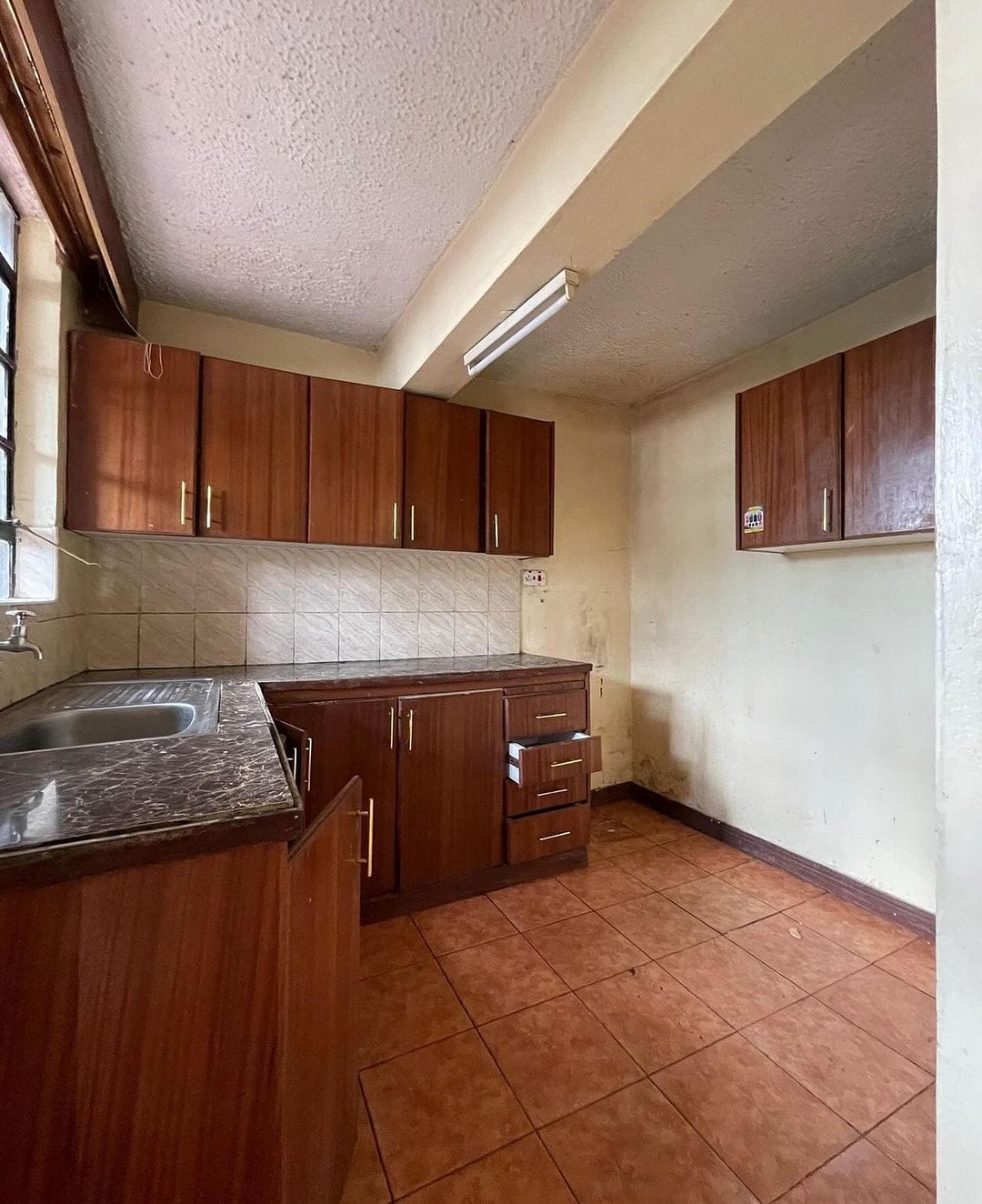 2-Bedroom image 7
