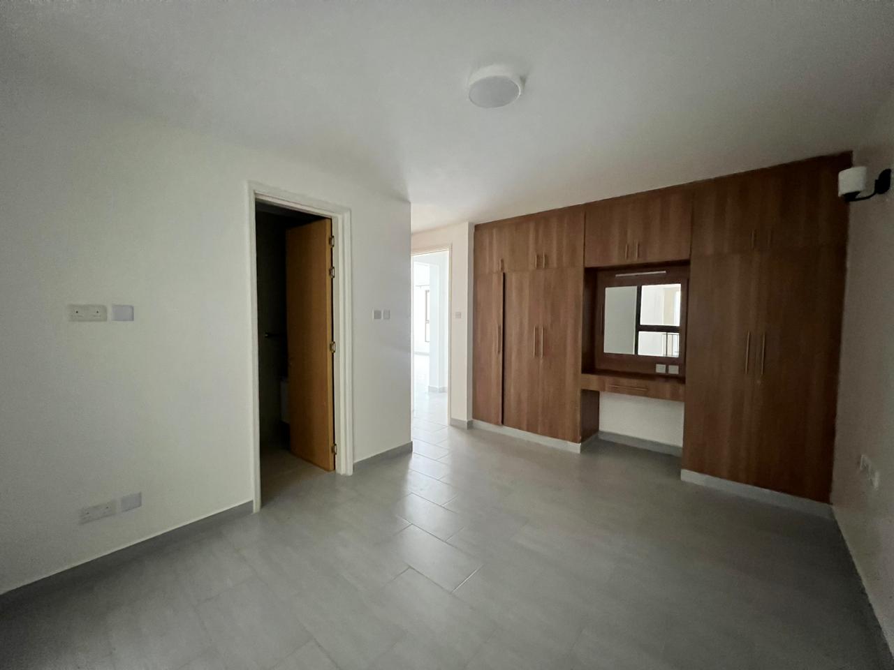 2-Bedroom image 11