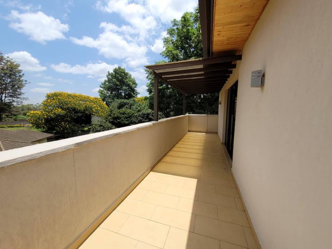 5 Bedroom Plus DSQ image 6