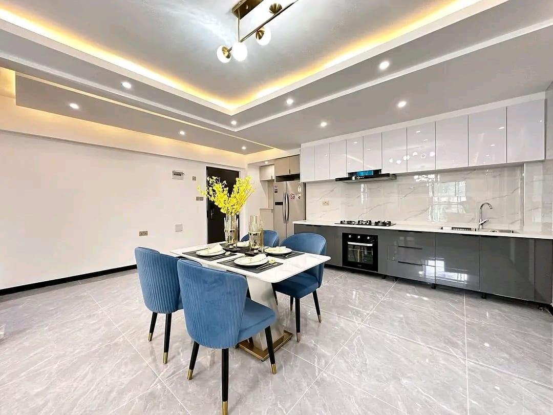 1,2,3,and 4-bedroom penthouse units+DSQ image 3