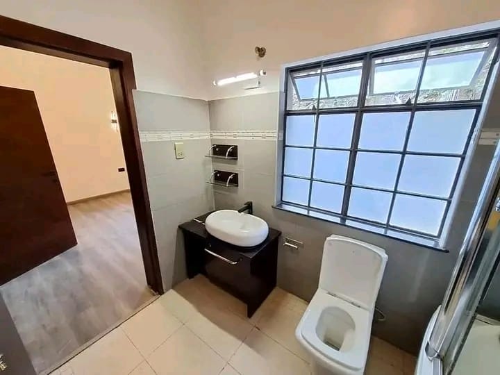 5-Bedroom+DSQ image 7