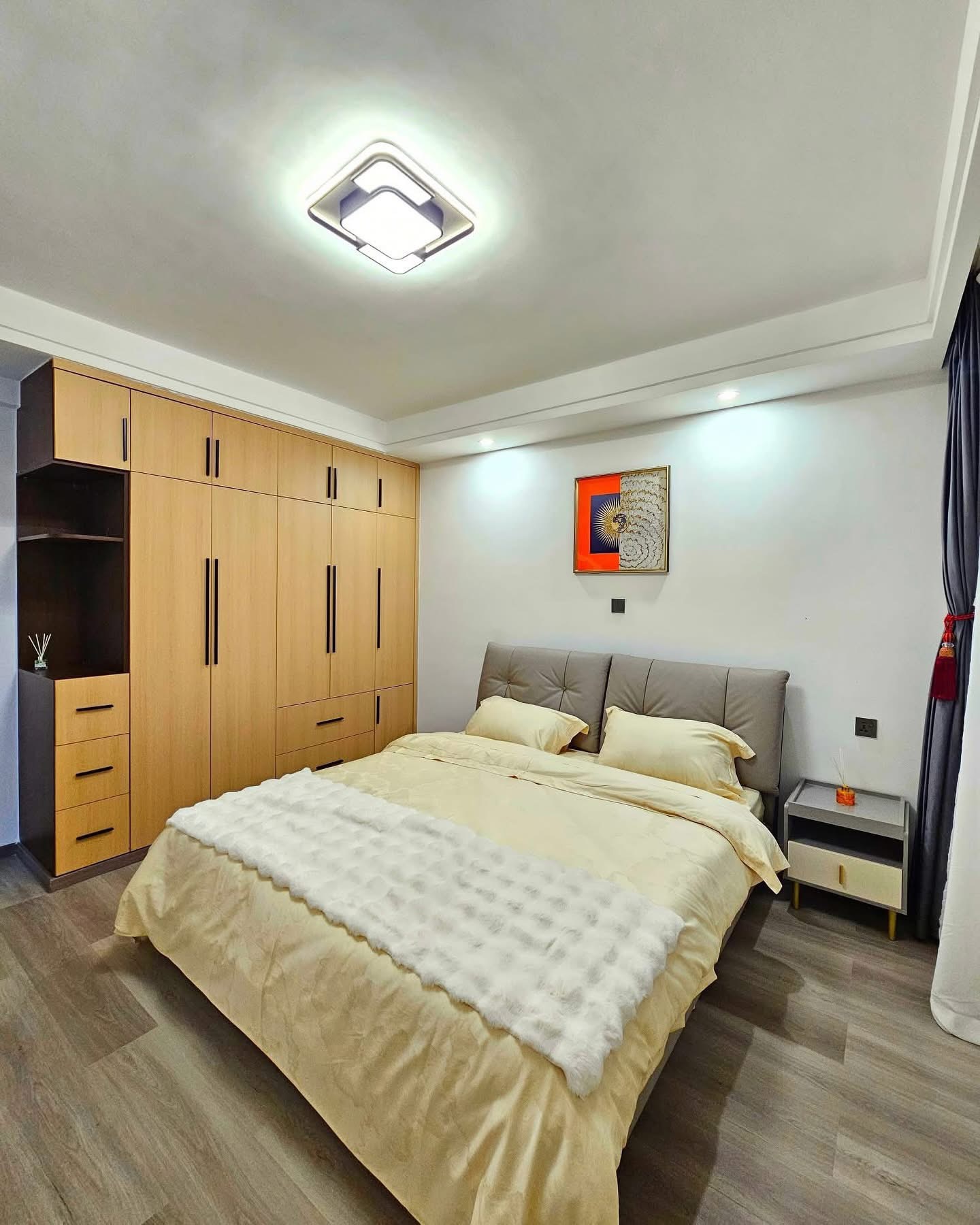 2-Bedroom image 2