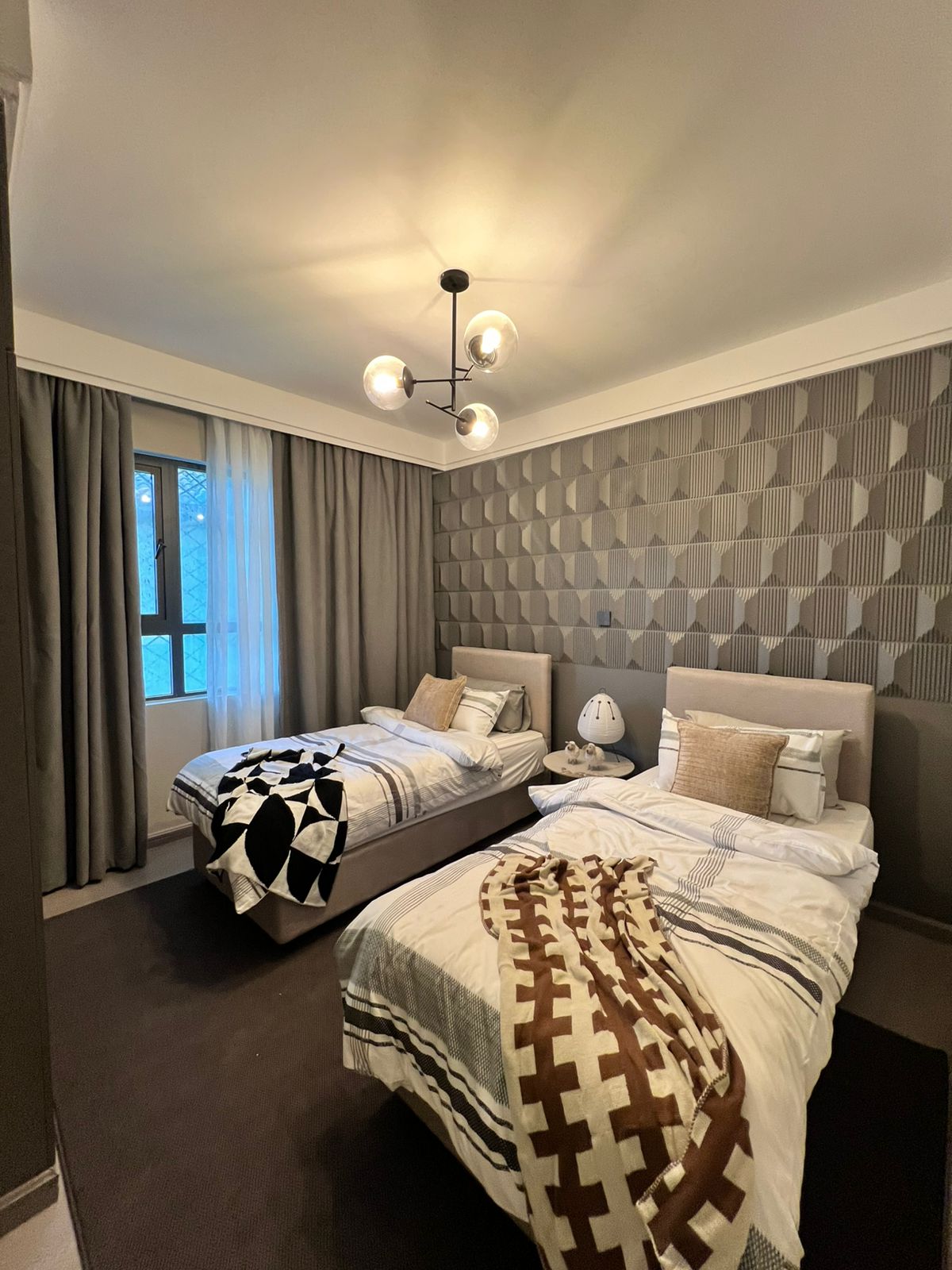4-Bedroom image 4