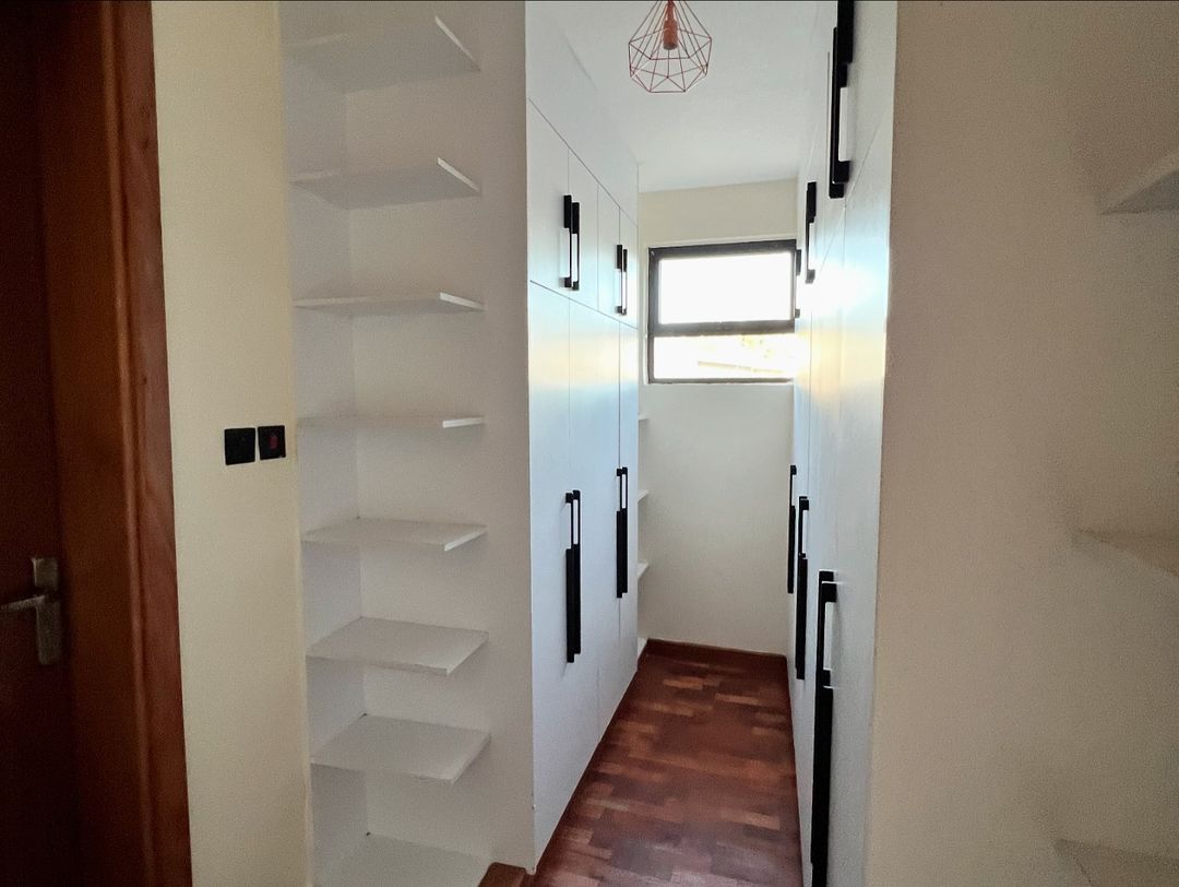 4-Bedroom+DSQ image 6
