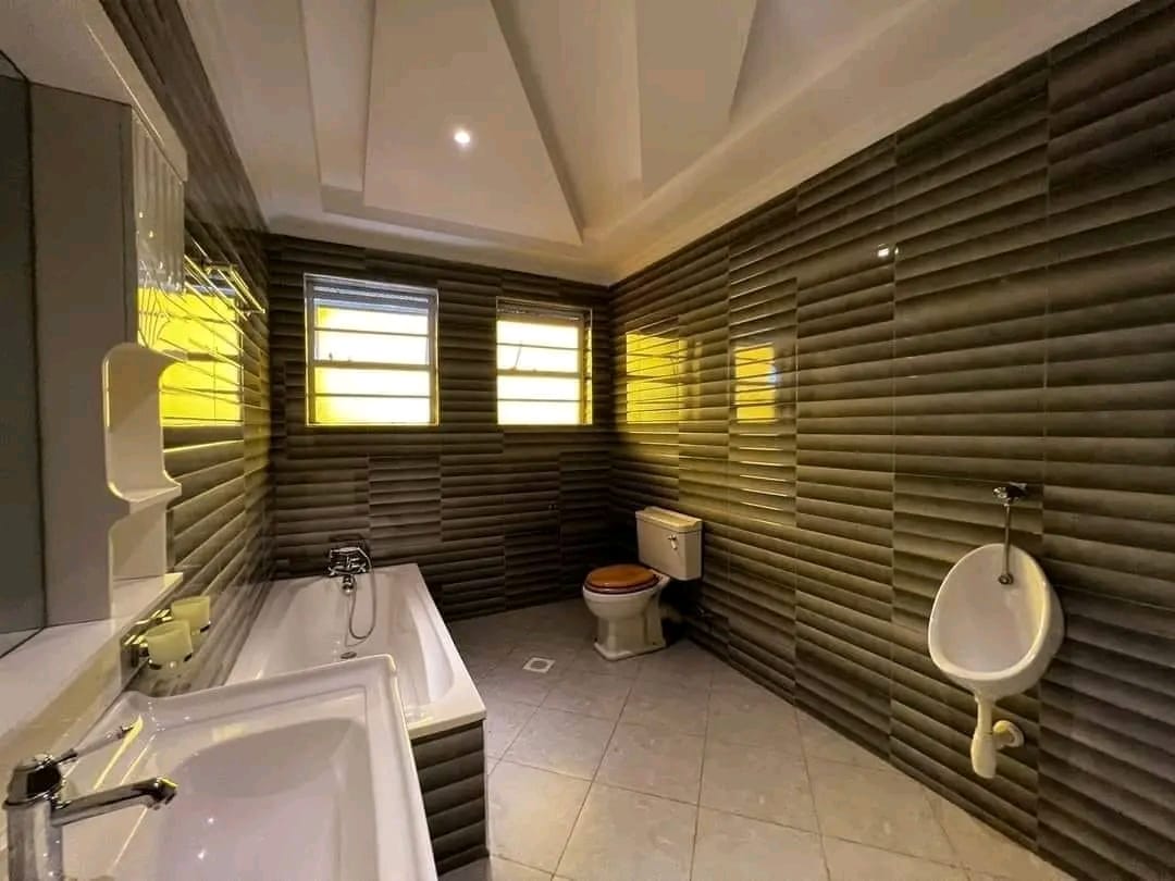 4-bedroom Townhouse+ DSQ image 4
