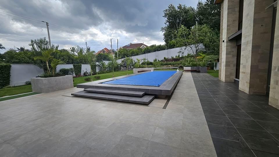 5 Bedroom image 3